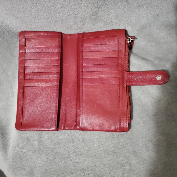 Great American Leather Works Wallet: Credit Card, Checkbook, Bills Change - Picture 4 of 10